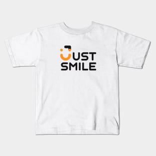 Just smile Kids T-Shirt